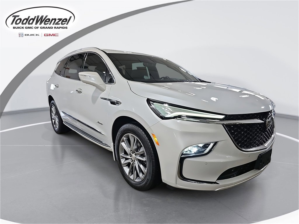 2022 Buick Enclave Avenir's photo