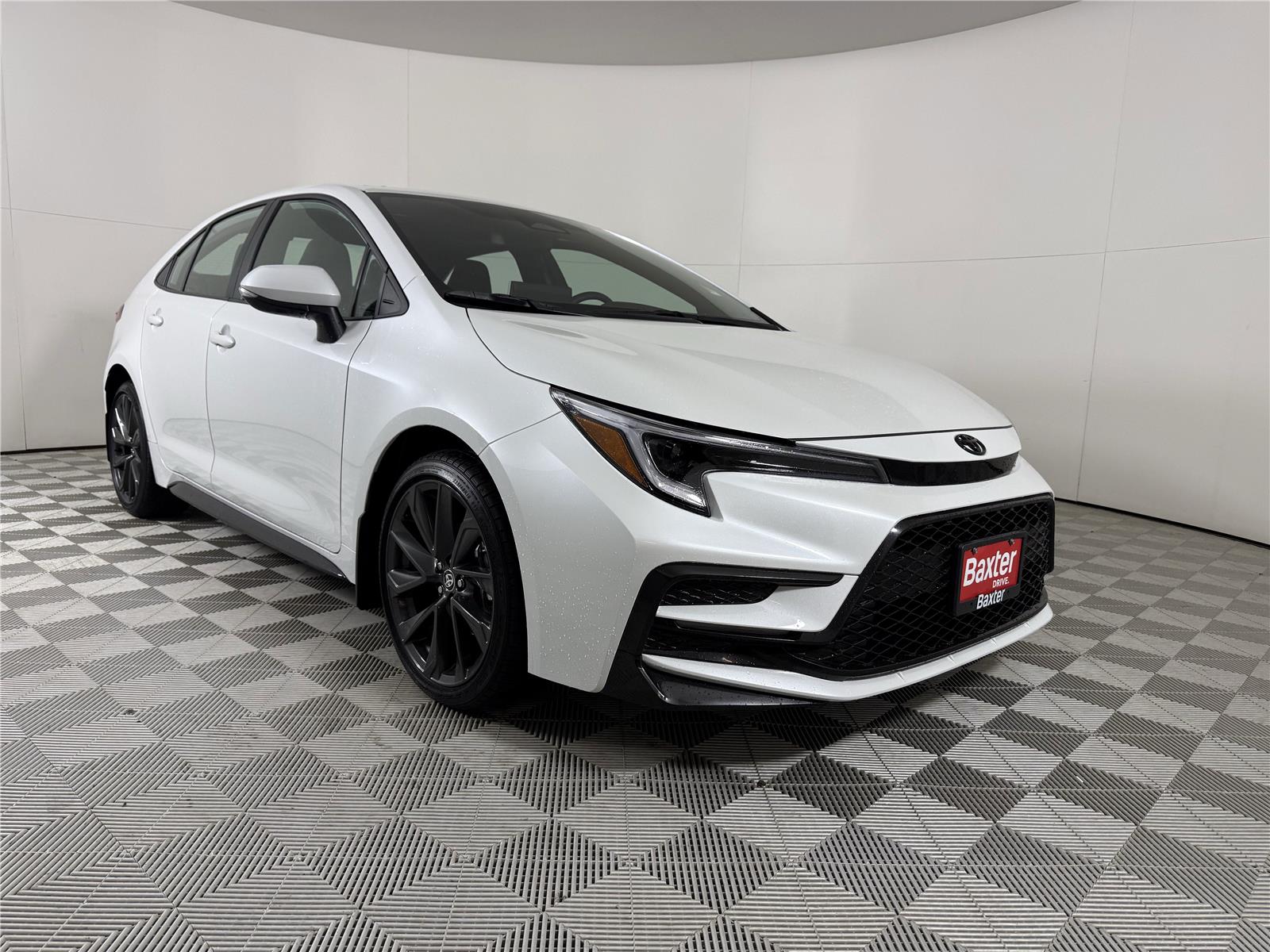 2025 Toyota Corolla SE's photo