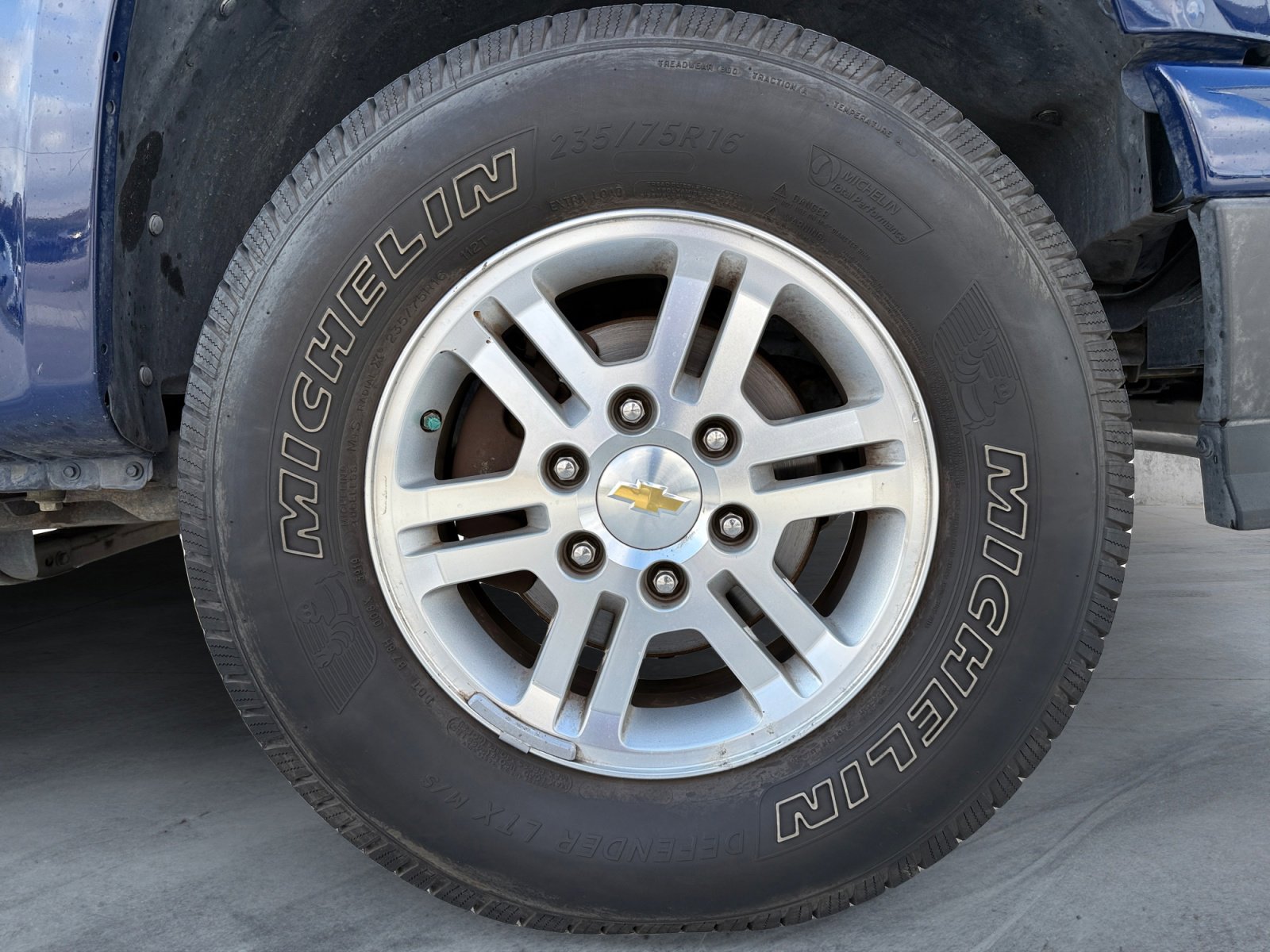 2011 Chevrolet Colorado photo 3