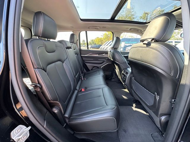 2023 Jeep Cherokee 4xe photo 31