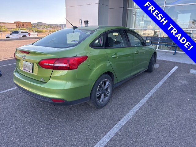 2018 Ford Focus SE photo 3