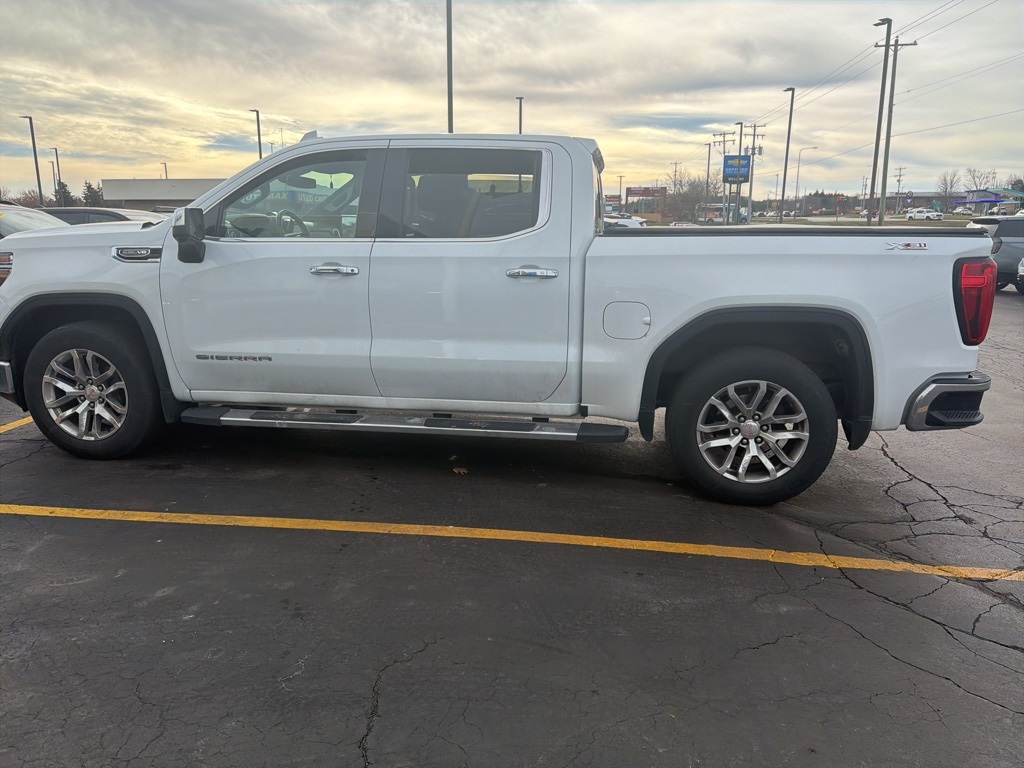 2019 GMC Sierra 1500 SLT's photo