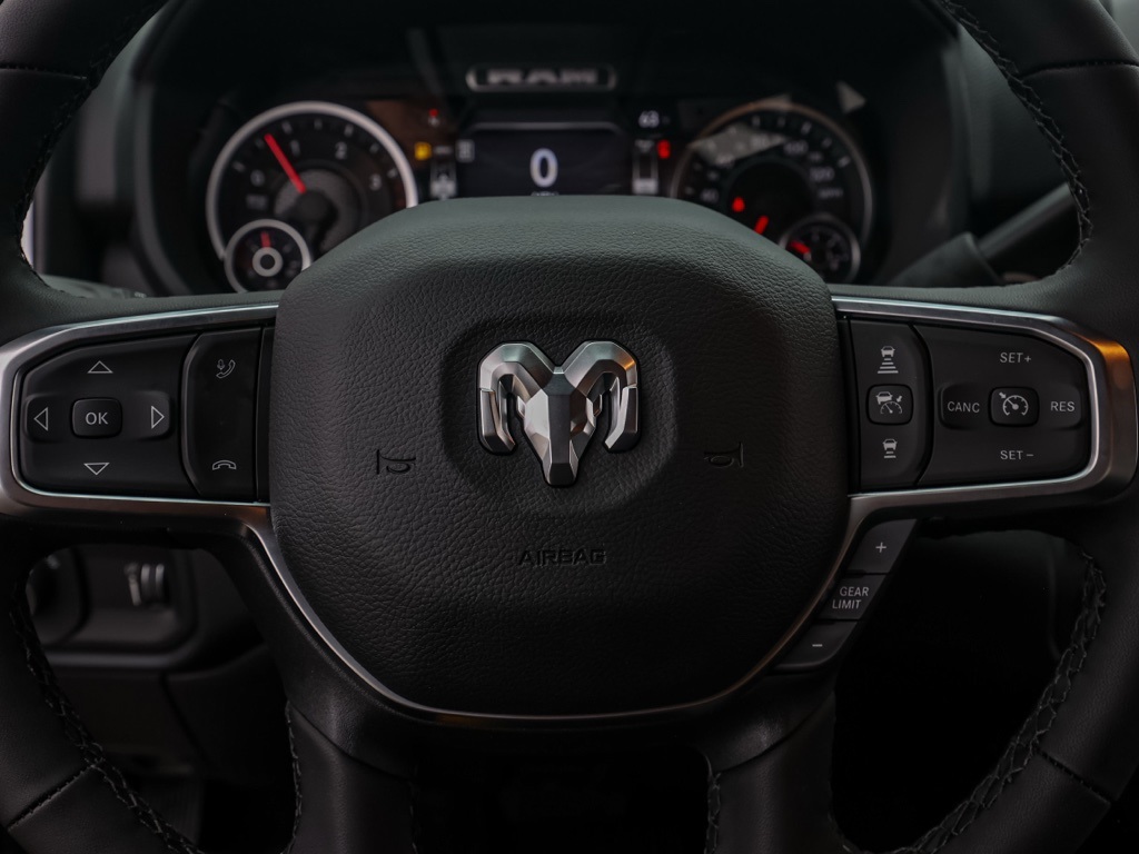 New 2026 Ceramic Gray Clear-Coat Exterior Paint RAM Big Horn Night Edition image 23