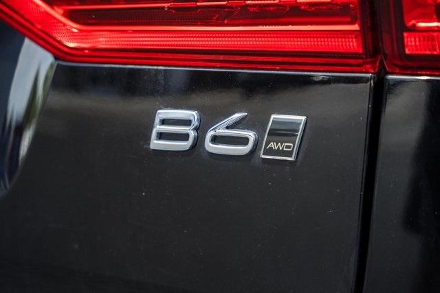 2022 Volvo XC60 Inscription photo 7