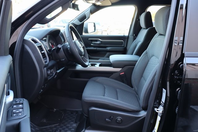 2026 Ram 1500 Big Horn photo 8