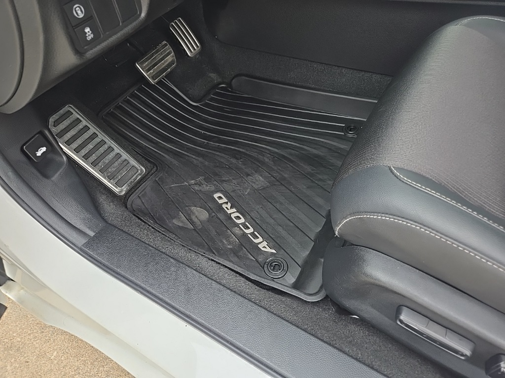 2021 Honda Accord Sport photo 31