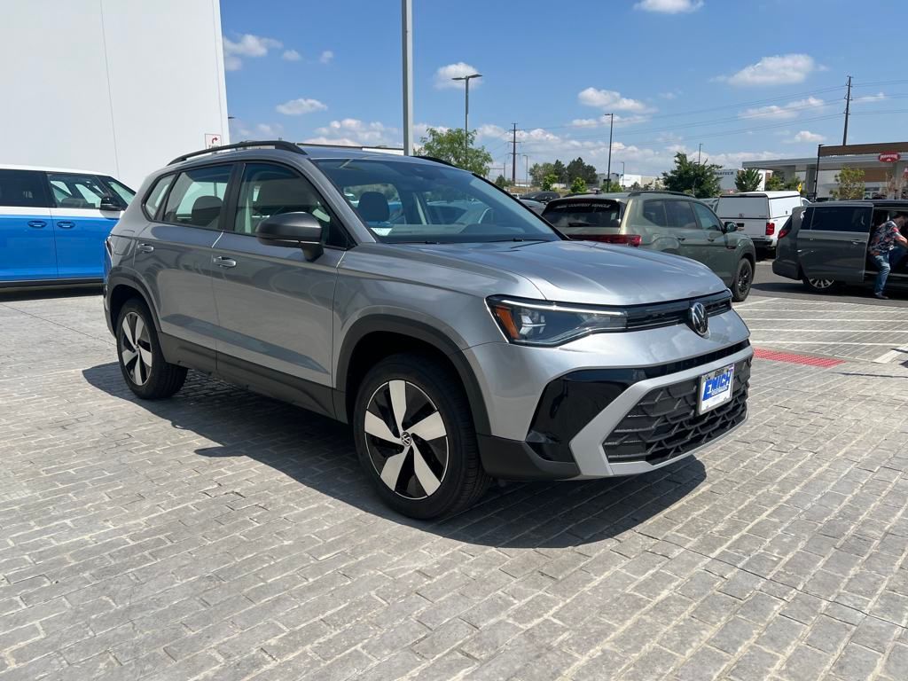 2025 Volkswagen Taos S photo 7