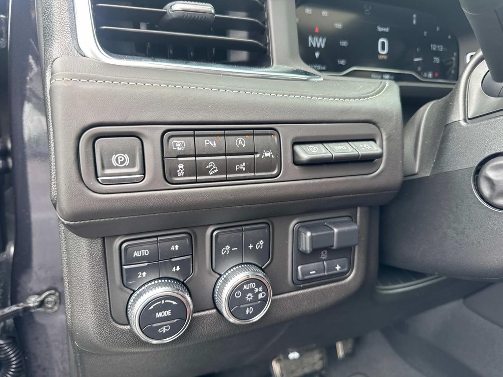 2024 Gmc Yukon Denali Ultimate photo 14