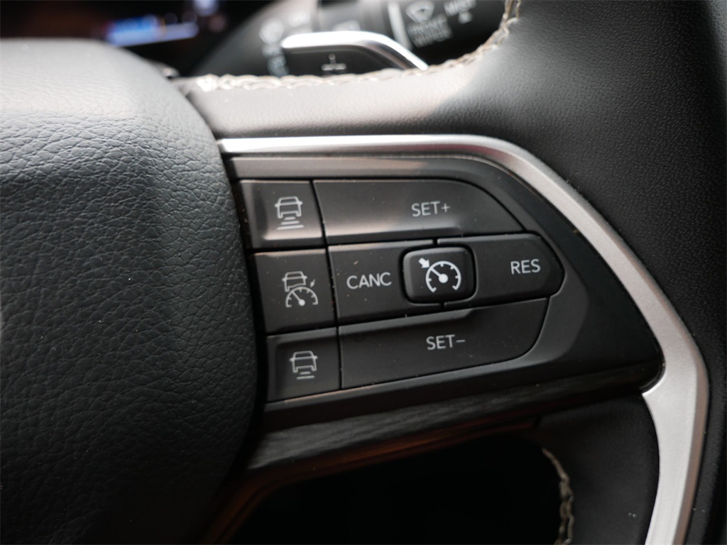 2024 Jeep Grand Cherokee Altitude X photo 23