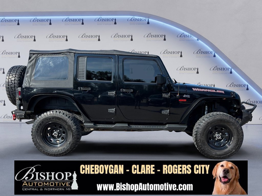 2014 Jeep Wrangler Unlimited Sahara photo 9