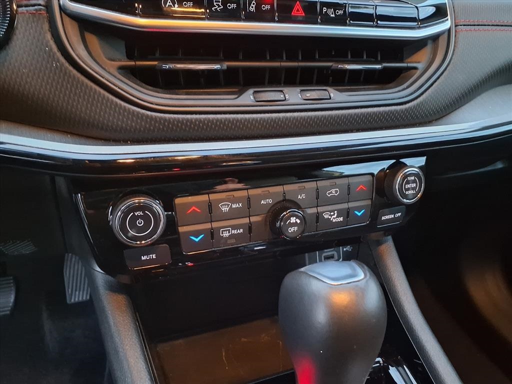 2024 Jeep Compass Trailhawk photo 17