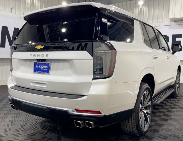 2025 Chevrolet Tahoe High Country photo 2