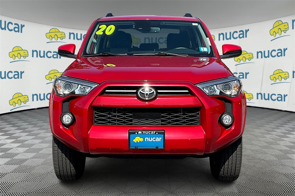 2020 Toyota 4Runner SR5 photo 2