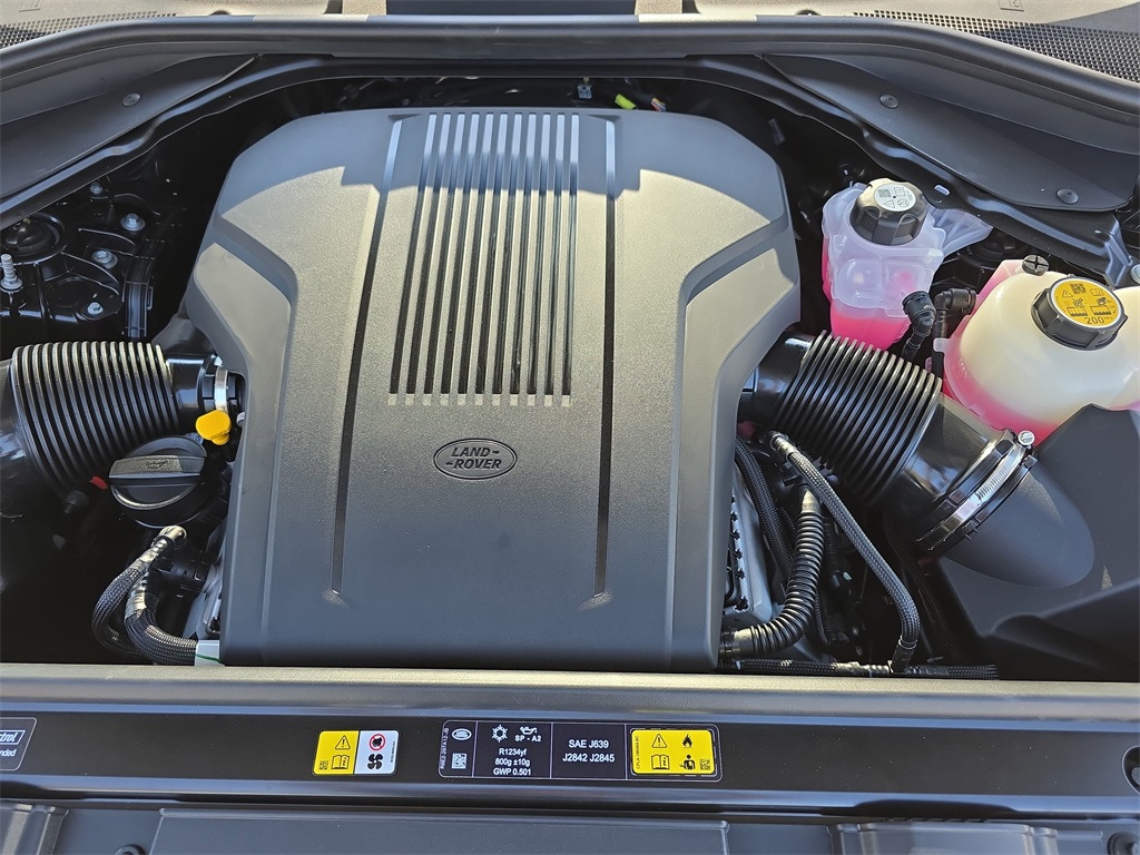 2025 Land Rover Range Rover SE photo 28