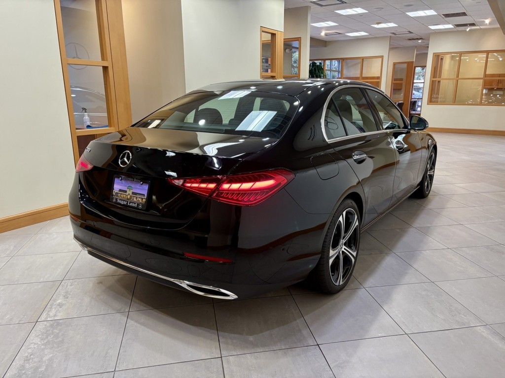 2025 Mercedes Benz C 300 photo 5