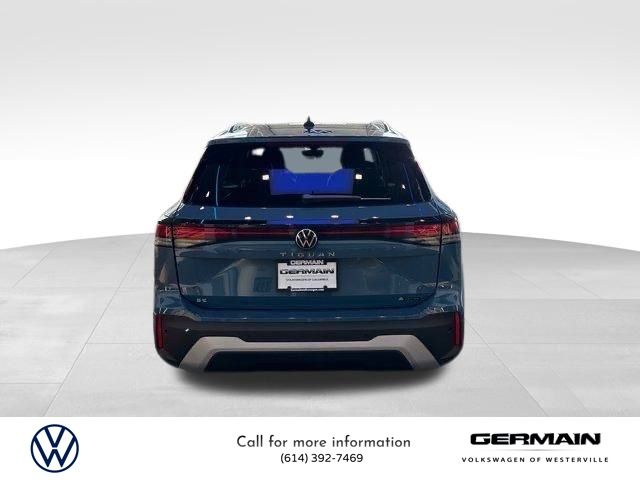 2025 Volkswagen Tiguan SE photo 4