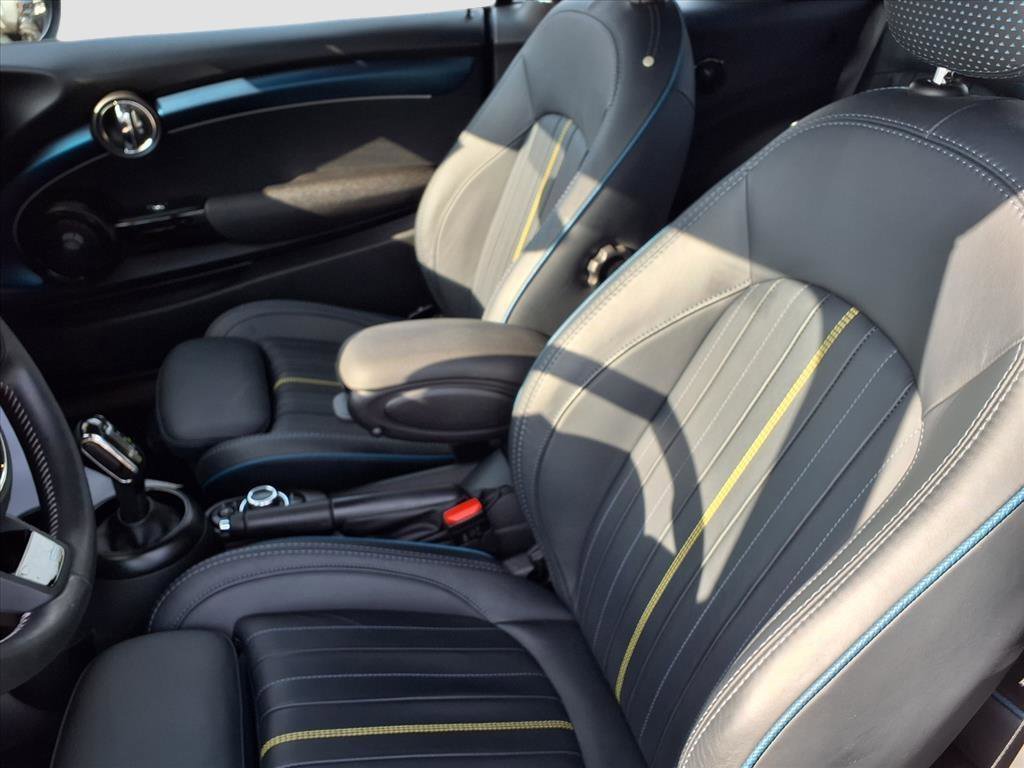 2022 Mini Cooper Convertible S photo 12