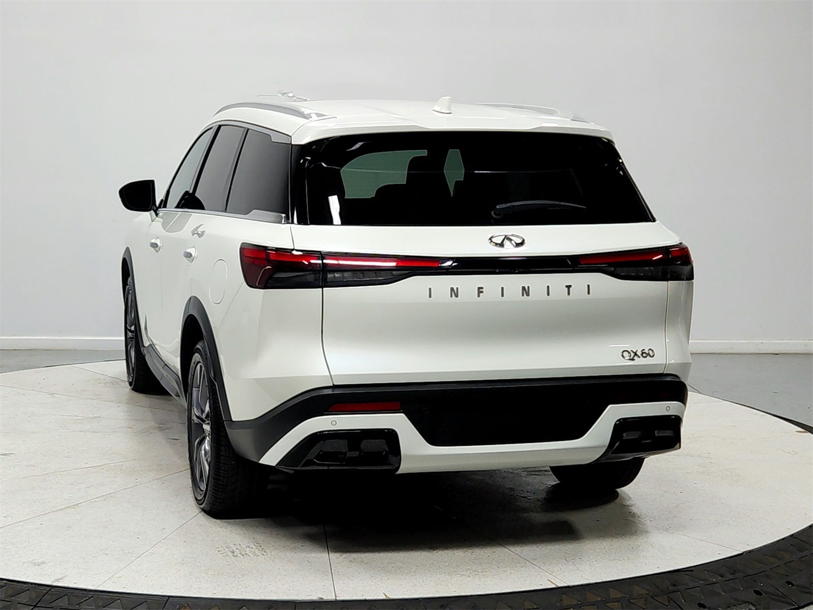 2024 Infiniti QX60 Luxe photo 6