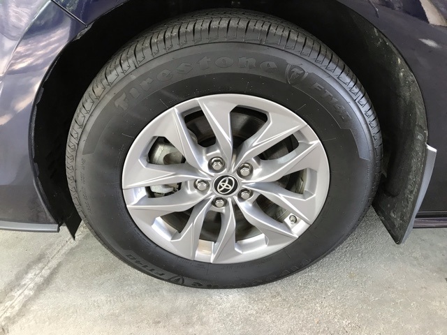 2024 Toyota Sienna XLE photo 10