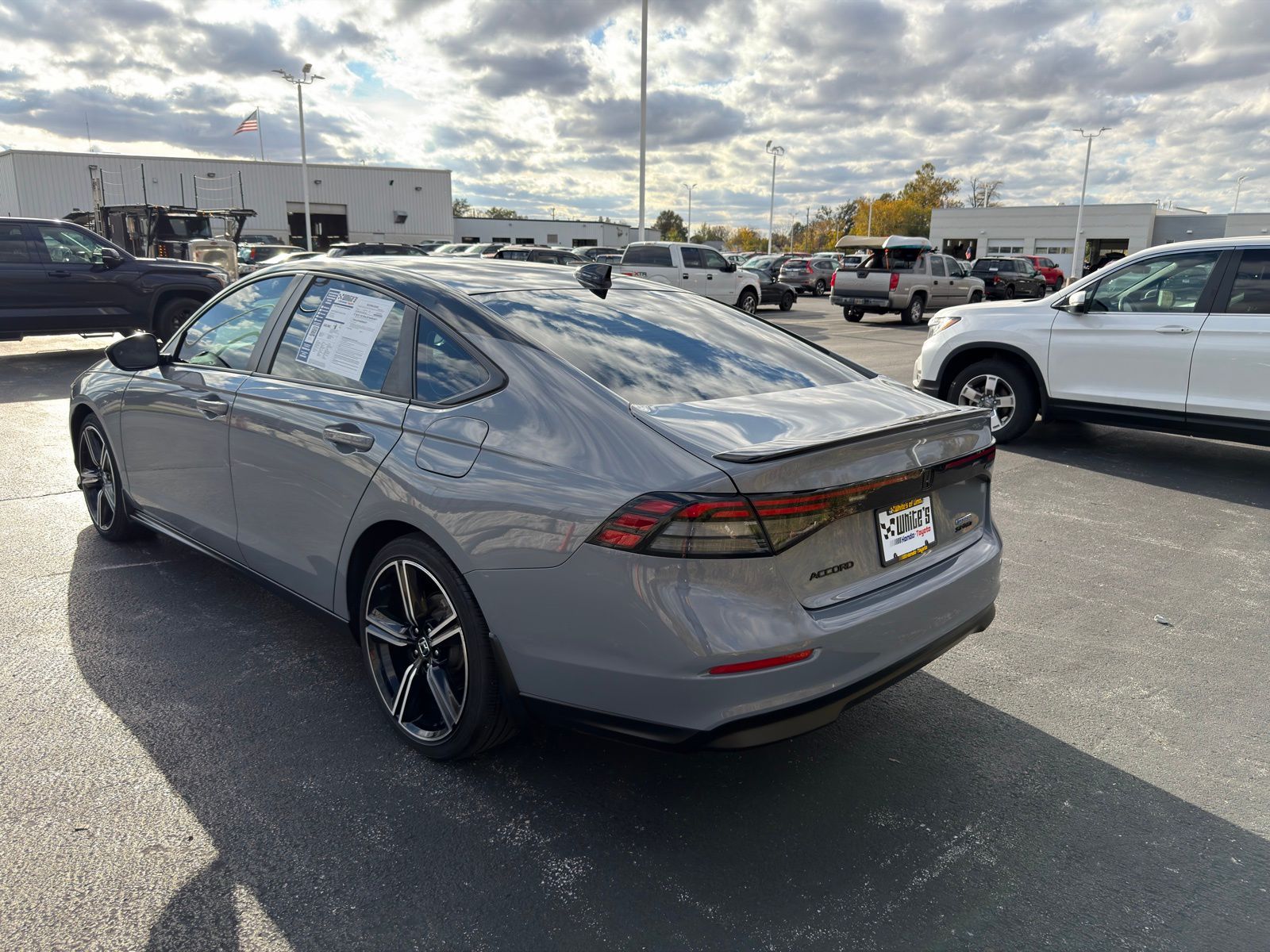 2023 Honda Accord Hybrid Sport photo 4