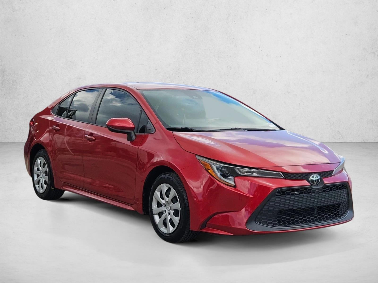 2021 Toyota Corolla LE photo 3