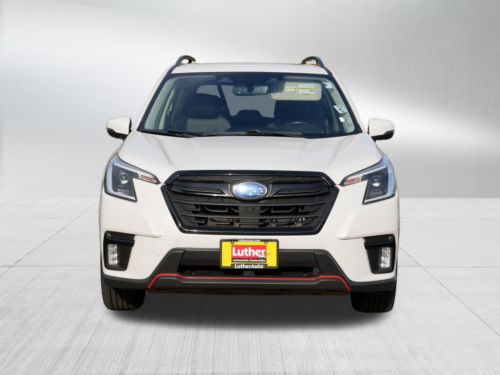 2022 Subaru Forester Sport photo 2