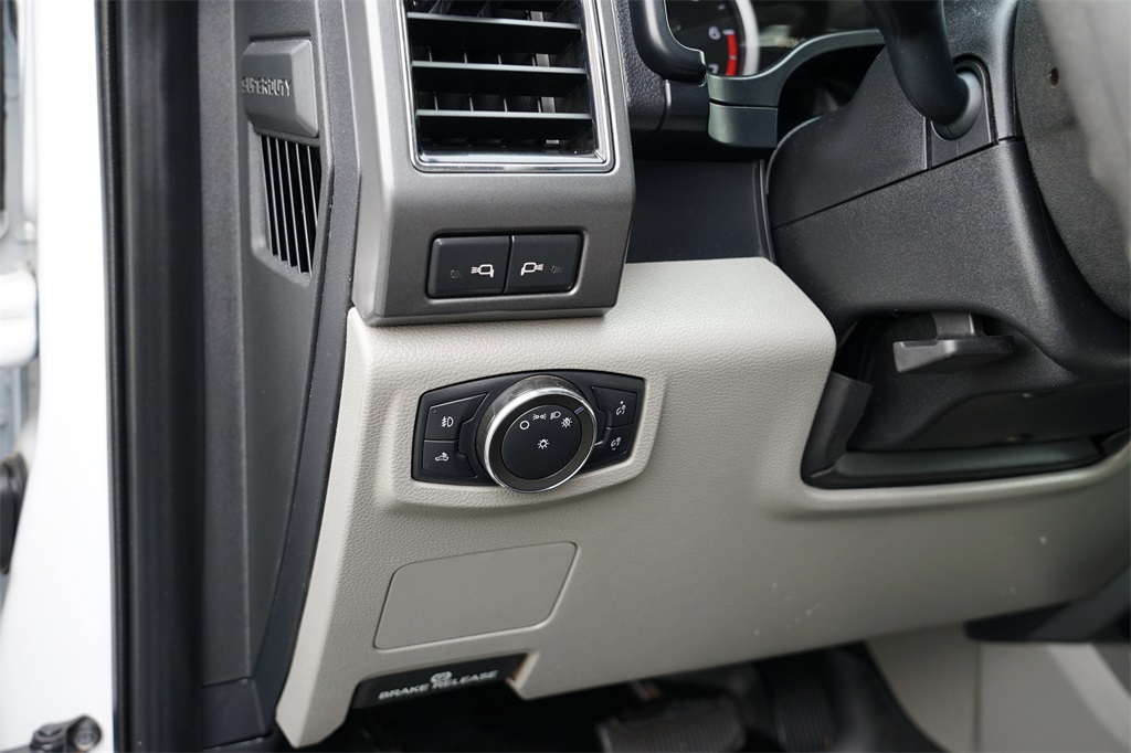 2021 Ford F-250 photo 15