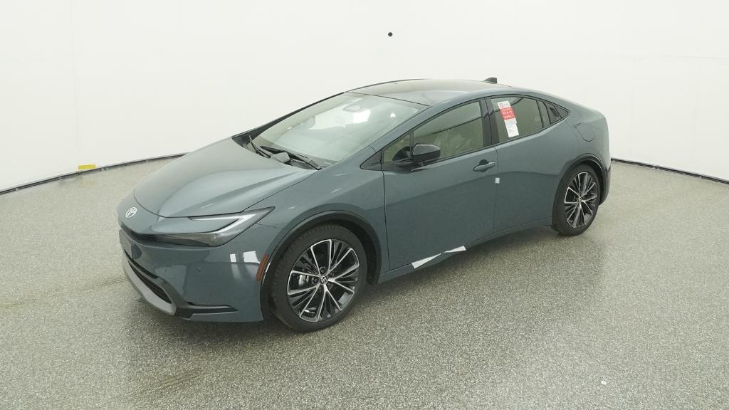 2026 Toyota Prius XLE's photo