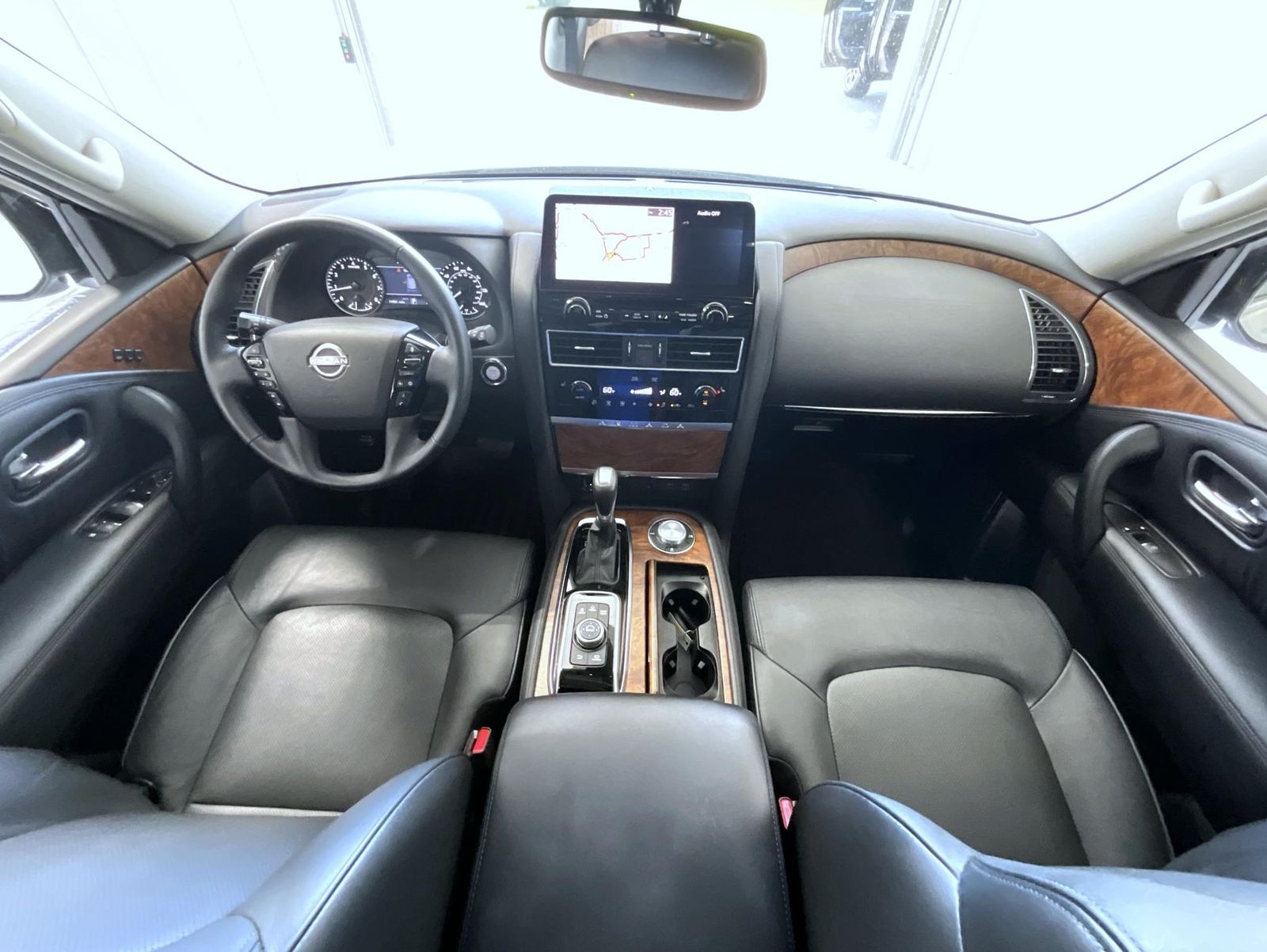 2024 Nissan Armada SL photo 12