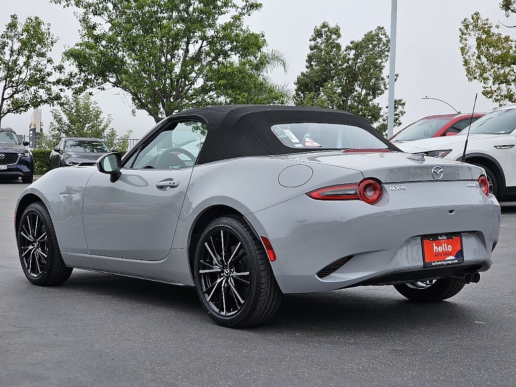 2025 Mazda MX-5 Miata Miata Grand Touring photo 10