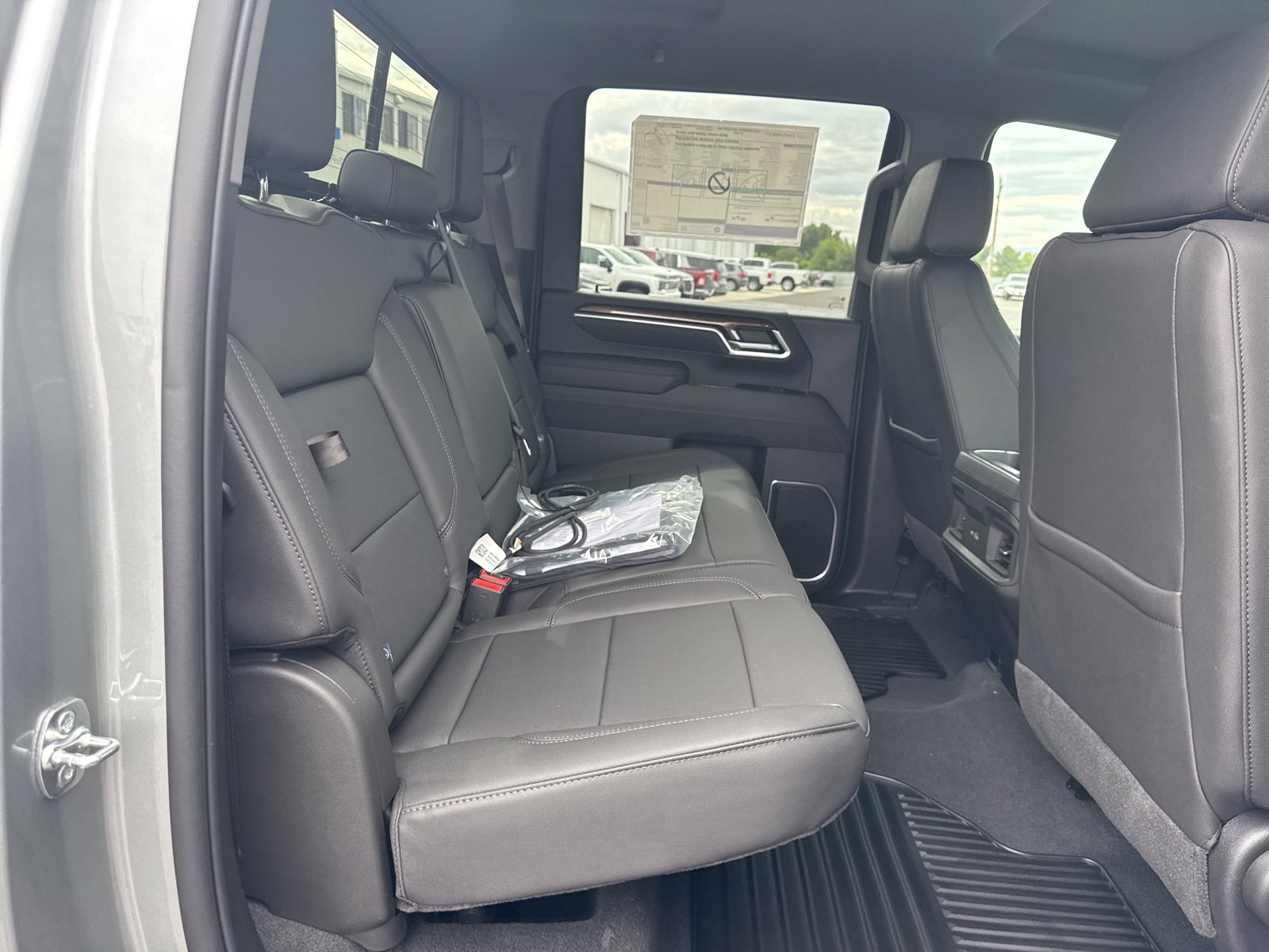 2026 Chevrolet Silverado 2500HD LT photo 34
