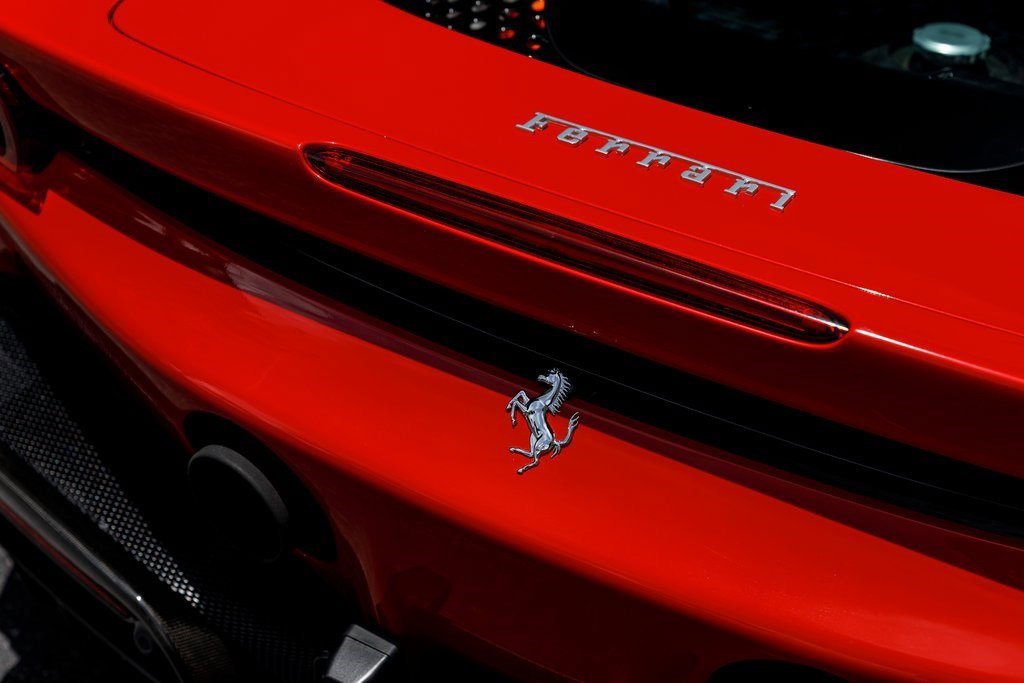 2023 Ferrari SF90 Spider photo 20