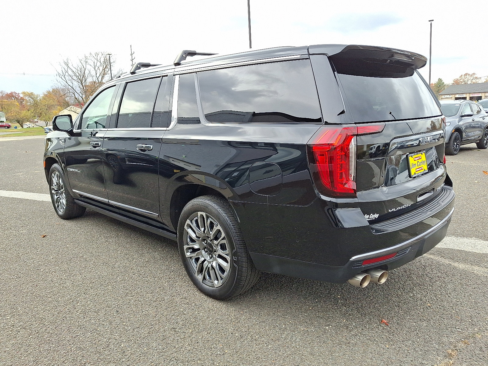 2024 Gmc Yukon XL Denali Ultimate photo 3