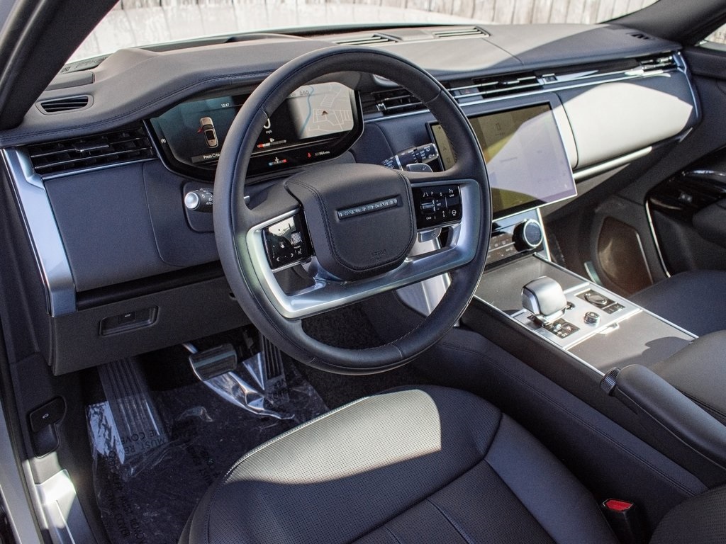 Certified PreOwned 2023 Land Rover Range Rover SV 4D Sport Utility in