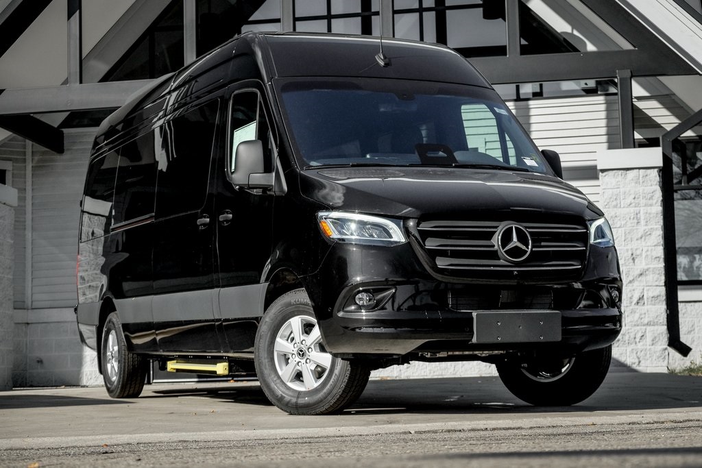 2026 Mercedes-Benz Sprinter Passenger Van Base's photo