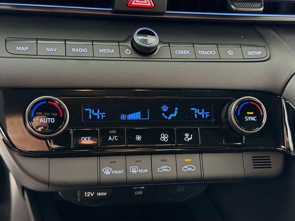 2025 Hyundai Elantra Hybrid SEL Sport photo 16