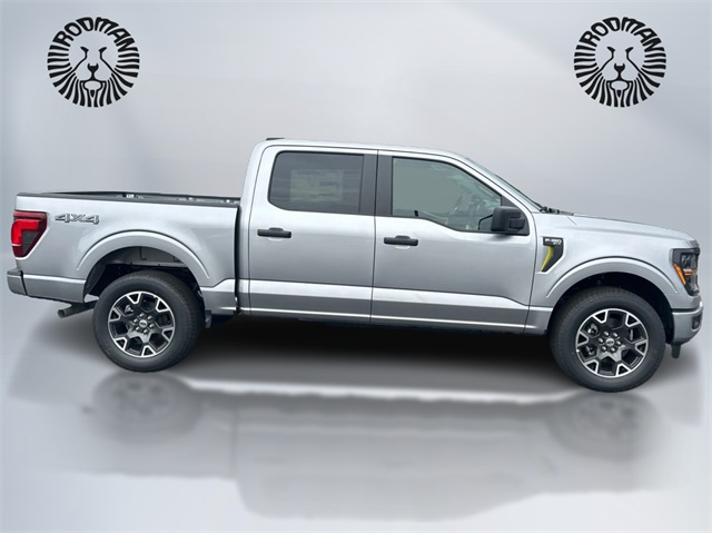 2025 Ford F-150 STX photo 4