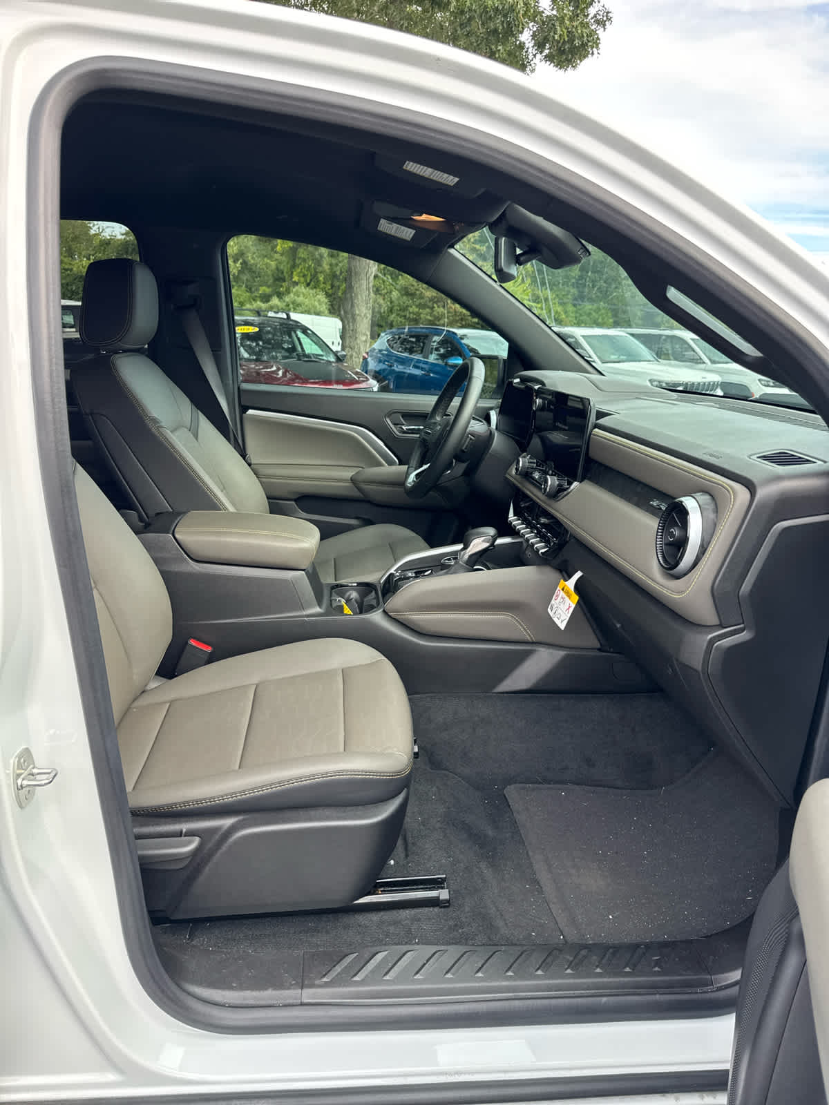2023 Chevrolet Colorado ZR2 photo 22