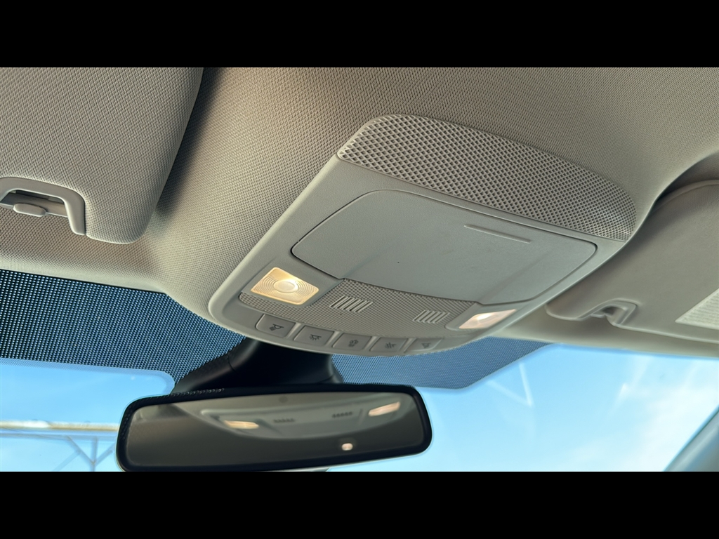 2023 Ford Edge SEL photo 15