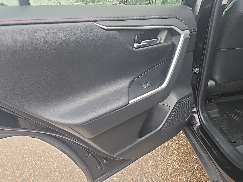 2020 Toyota RAV4 TRD photo 22