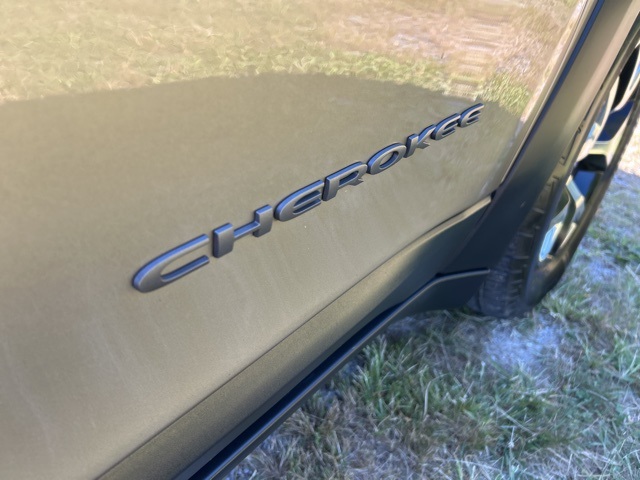 2016 Jeep Cherokee Trailhawk photo 9