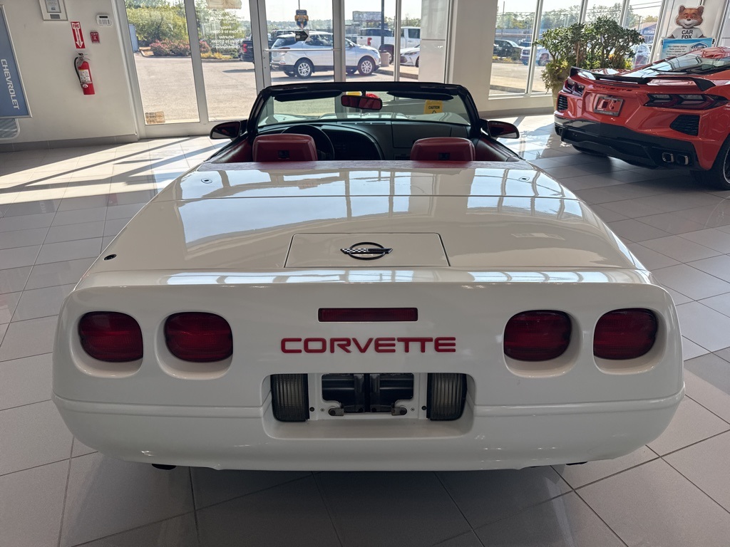 1991 Chevrolet Corvette Base photo 4