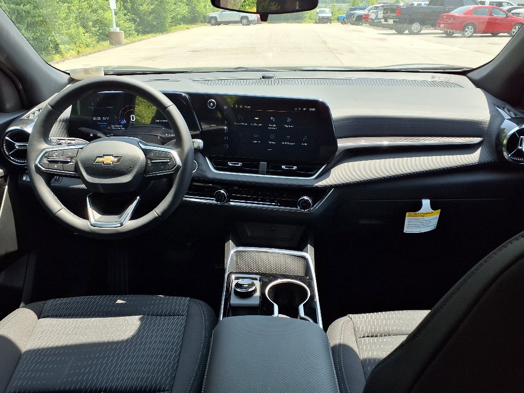 2026 Chevrolet Equinox LT photo 6