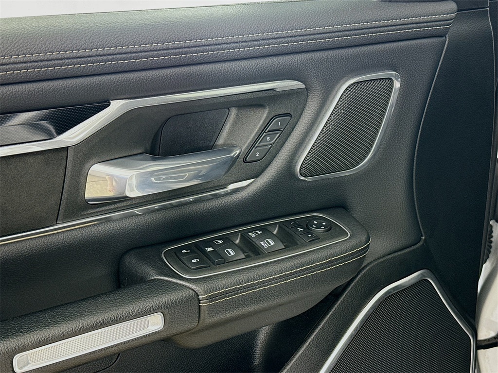 2022 Ram 1500 Laramie photo 19