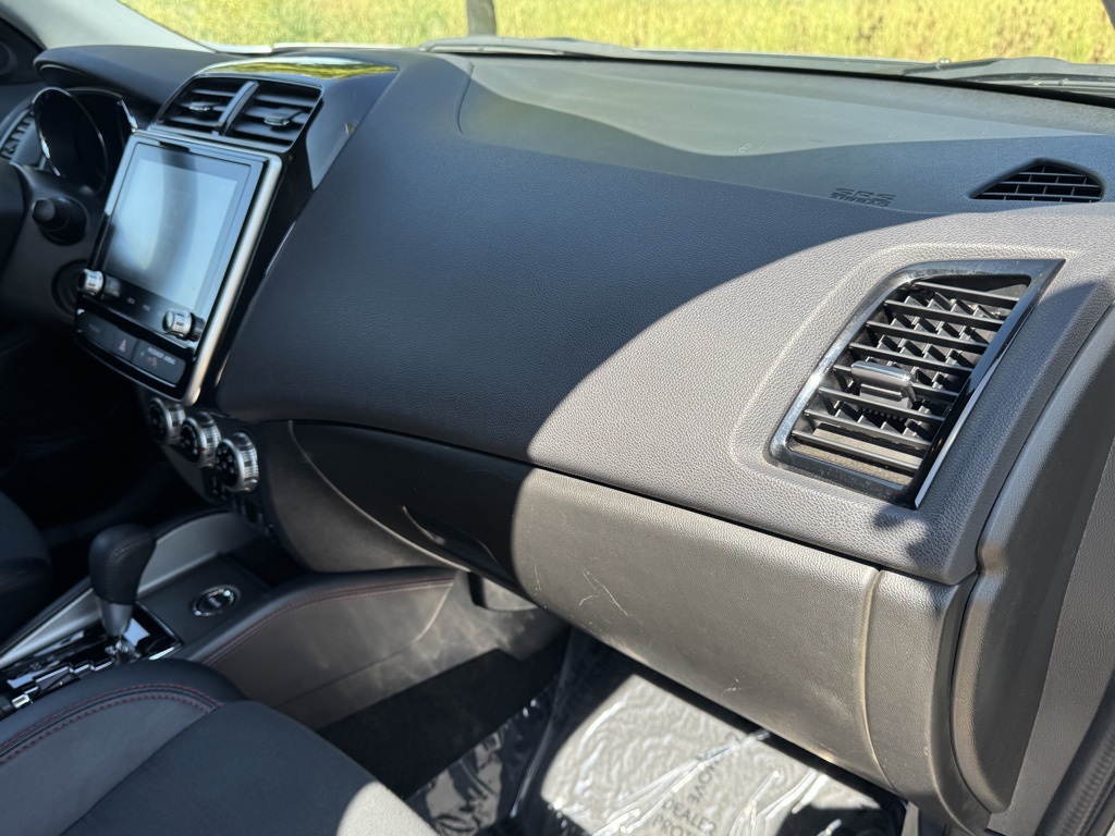 2024 Mitsubishi Outlander Sport ES LE SE photo 28