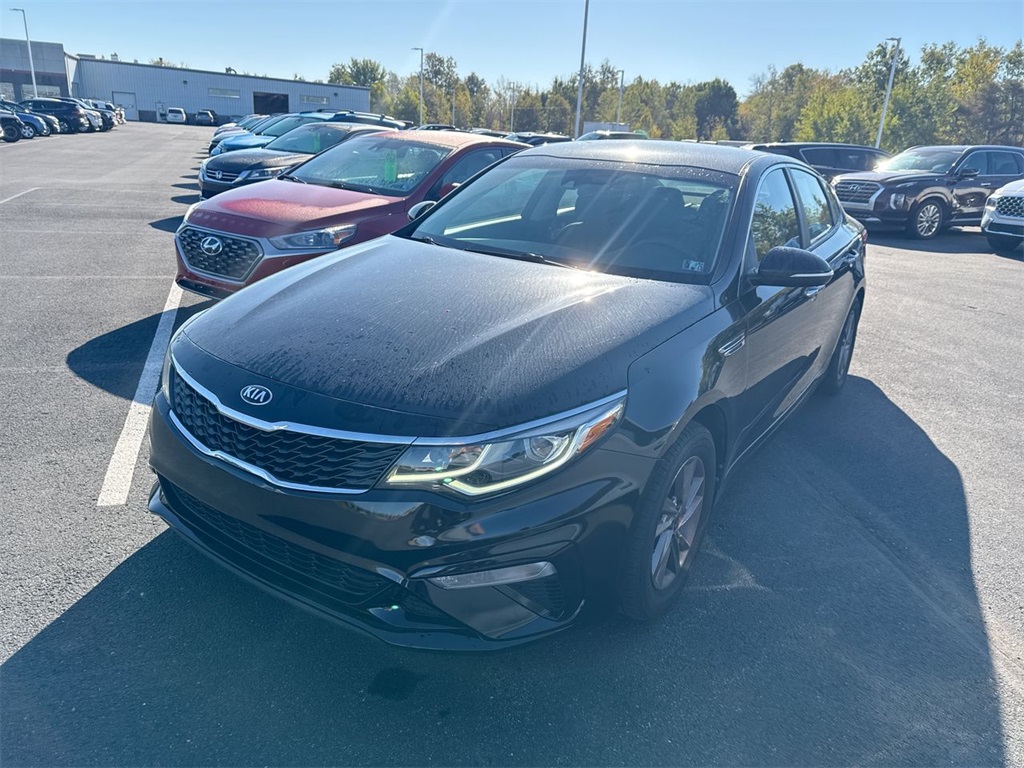 2020 Kia Optima LX photo 4