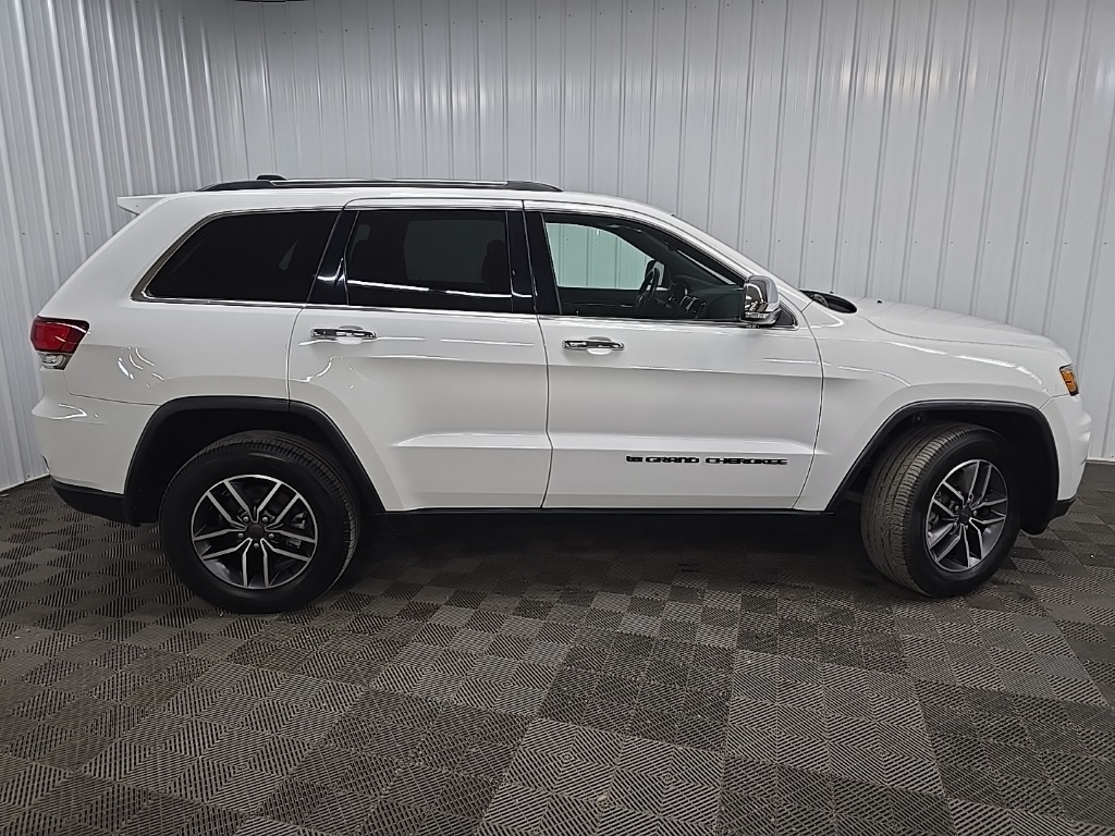 2022 Jeep Cherokee Limited photo 2
