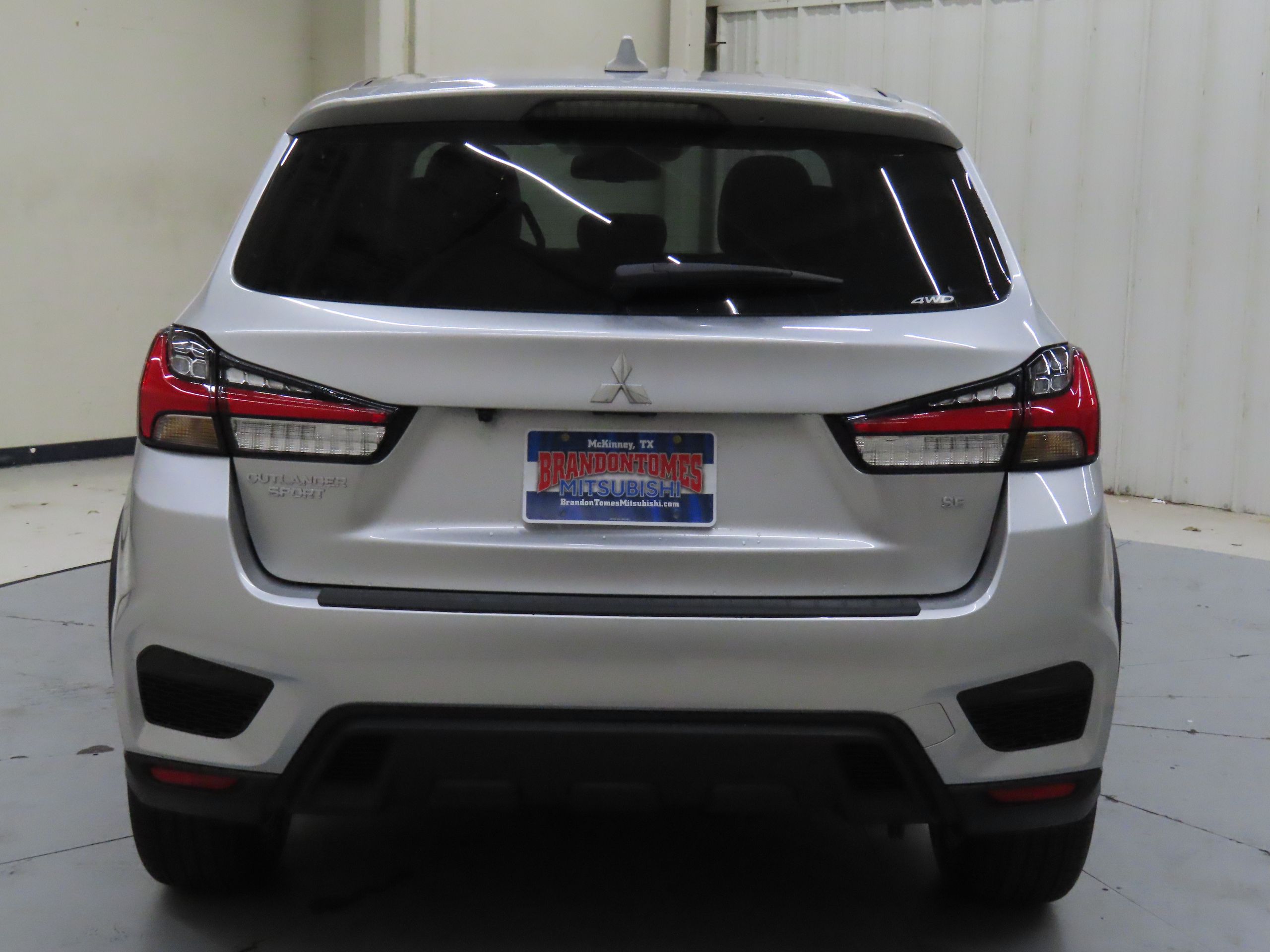 2025 Mitsubishi Outlander Sport SE photo 4