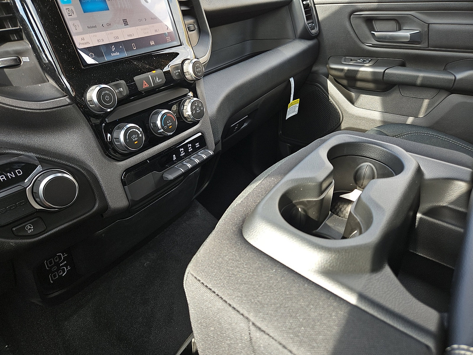 2026 Ram 1500 Express photo 24