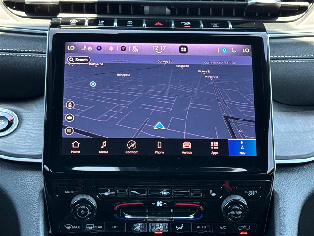 2025 Jeep Grand Cherokee Limited photo 22